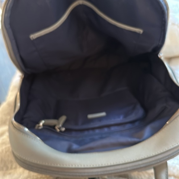 Tumi Voyageur Hannah Backpack Grey-. Gently used .